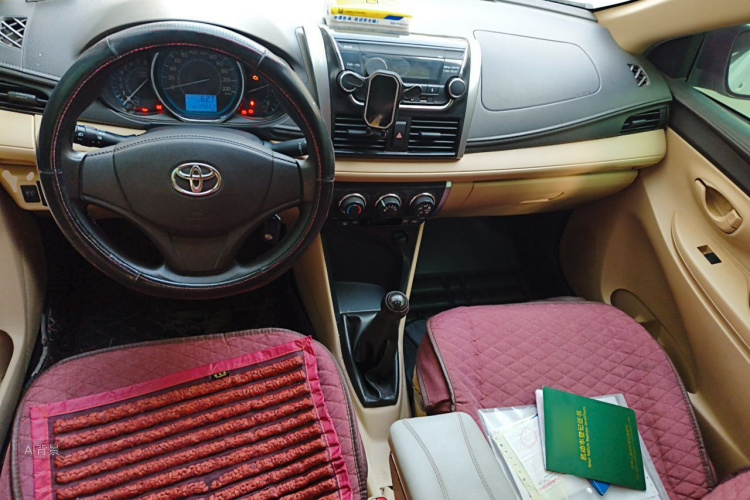 Toyota Vios 2015 car image #11