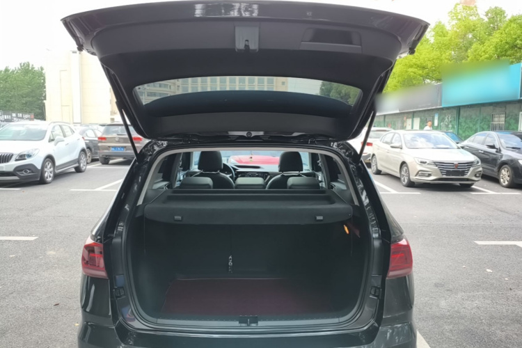 Volkswagen Tharu 2023 car image #19