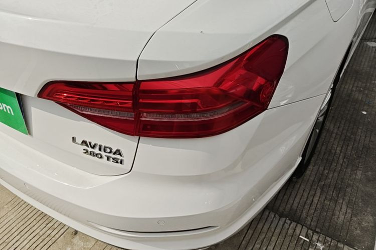 Volkswagen Lavida 2019 #8 Volkswagen Lavida 2019 car image #8