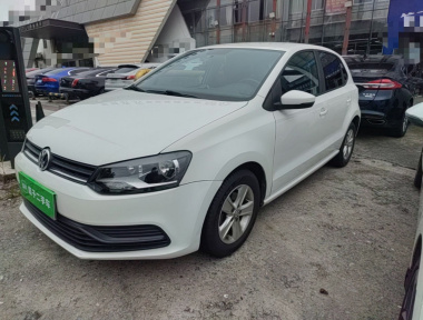 Volkswagen Polo 2018 car image 