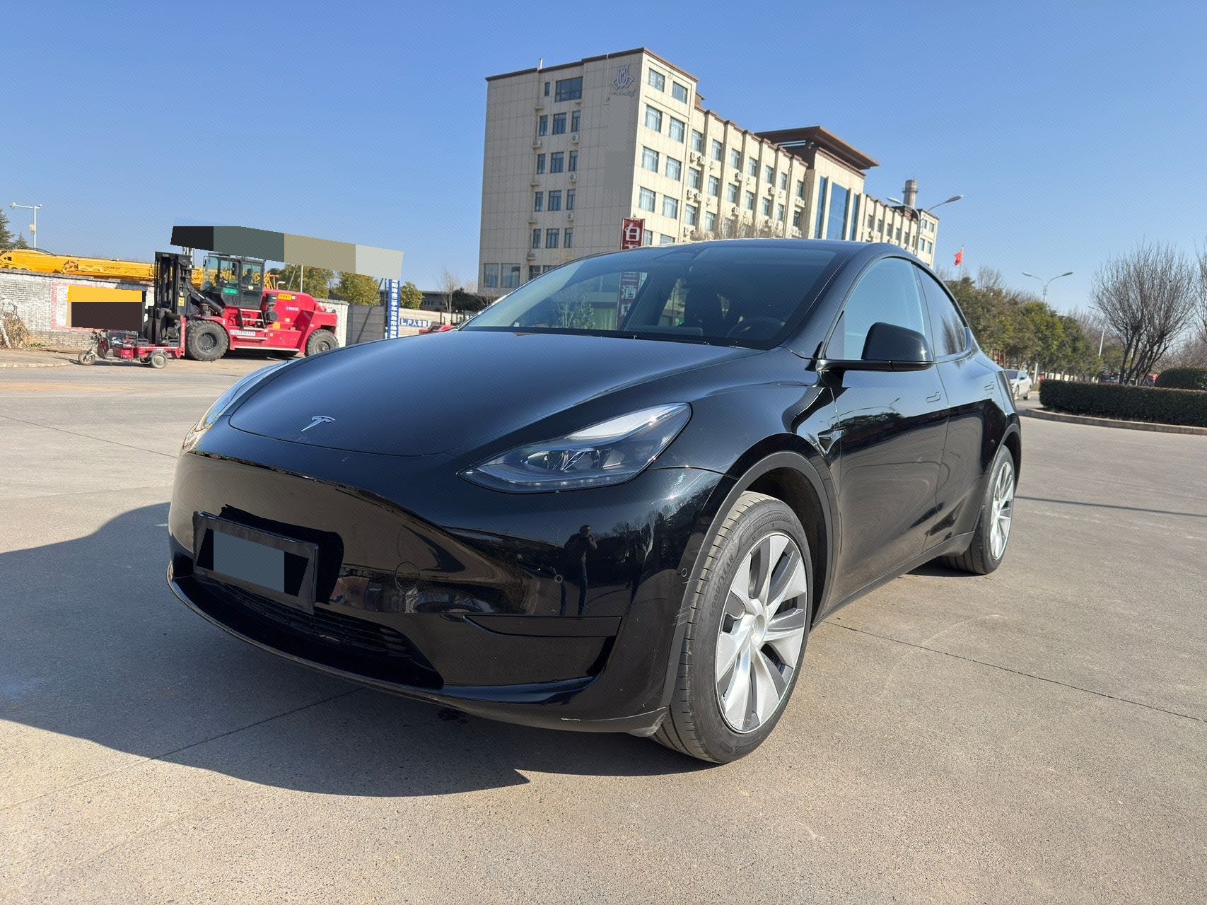 Tesla Model Y 2023 Tesla Model Y 2023 car image