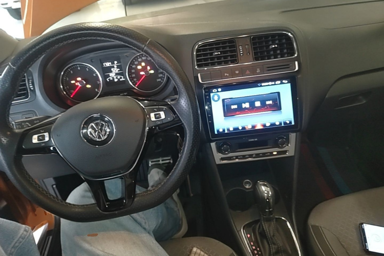 Volkswagen Polo 2017 #10 Volkswagen Polo 2017 car image #10