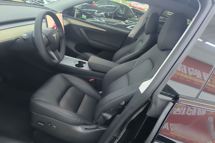 Tesla Model Y 2023 #15 Tesla Model Y 2023 immagine di auto #15