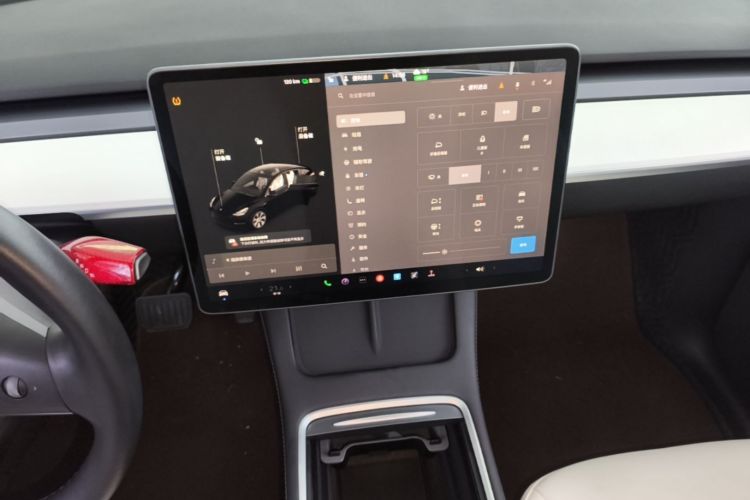Tesla Model Y 2022 #13 Tesla Model Y 2022 car image #13
