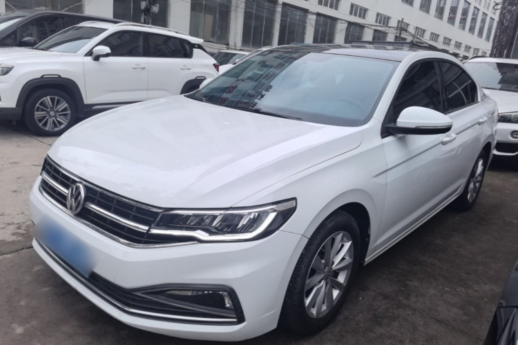 Volkswagen Bora 2018 car image #2