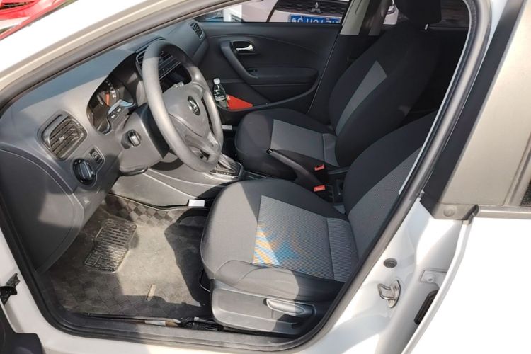 Volkswagen Polo 2016 #15 Volkswagen Polo 2016 car image #15