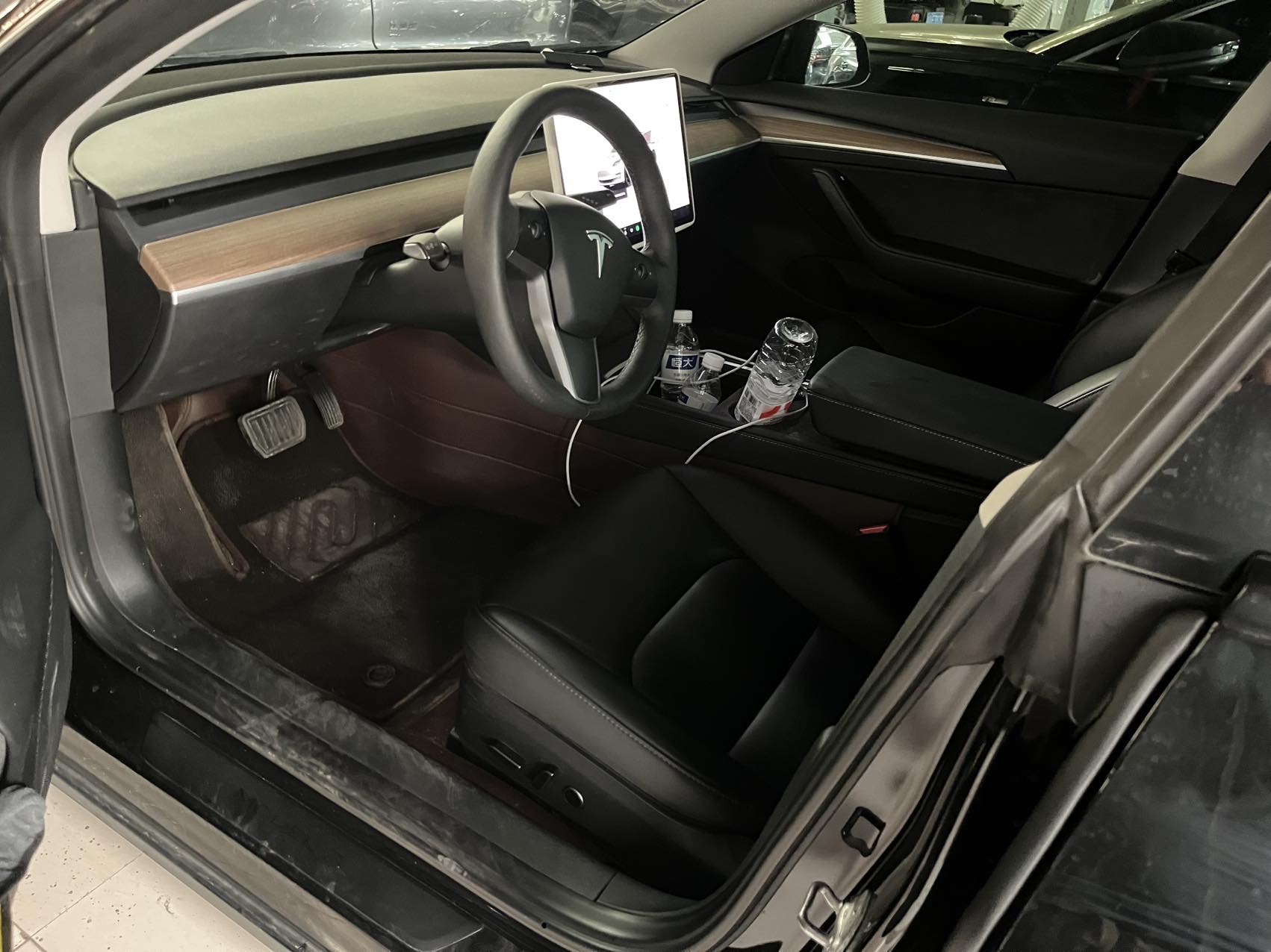 Tesla Model 3 2023 #2 Tesla Model 3 2023 car image #2