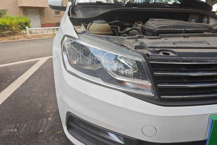 Volkswagen Santana 2017 car image #8