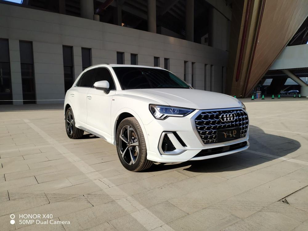 Audi Q3 2025 #3 Audi Q3 2025 car image #3