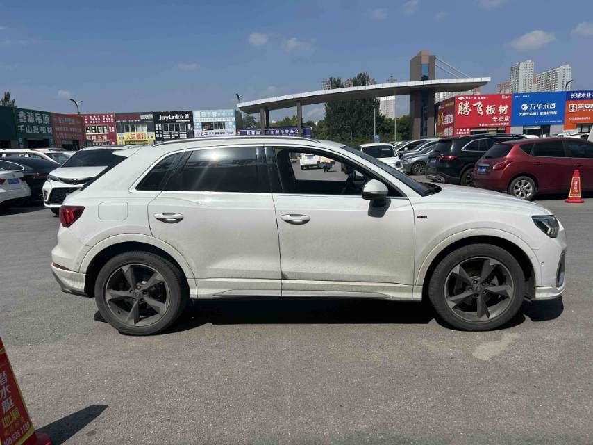 Audi Q3 2021 #3 Audi Q3 2021 car image #3