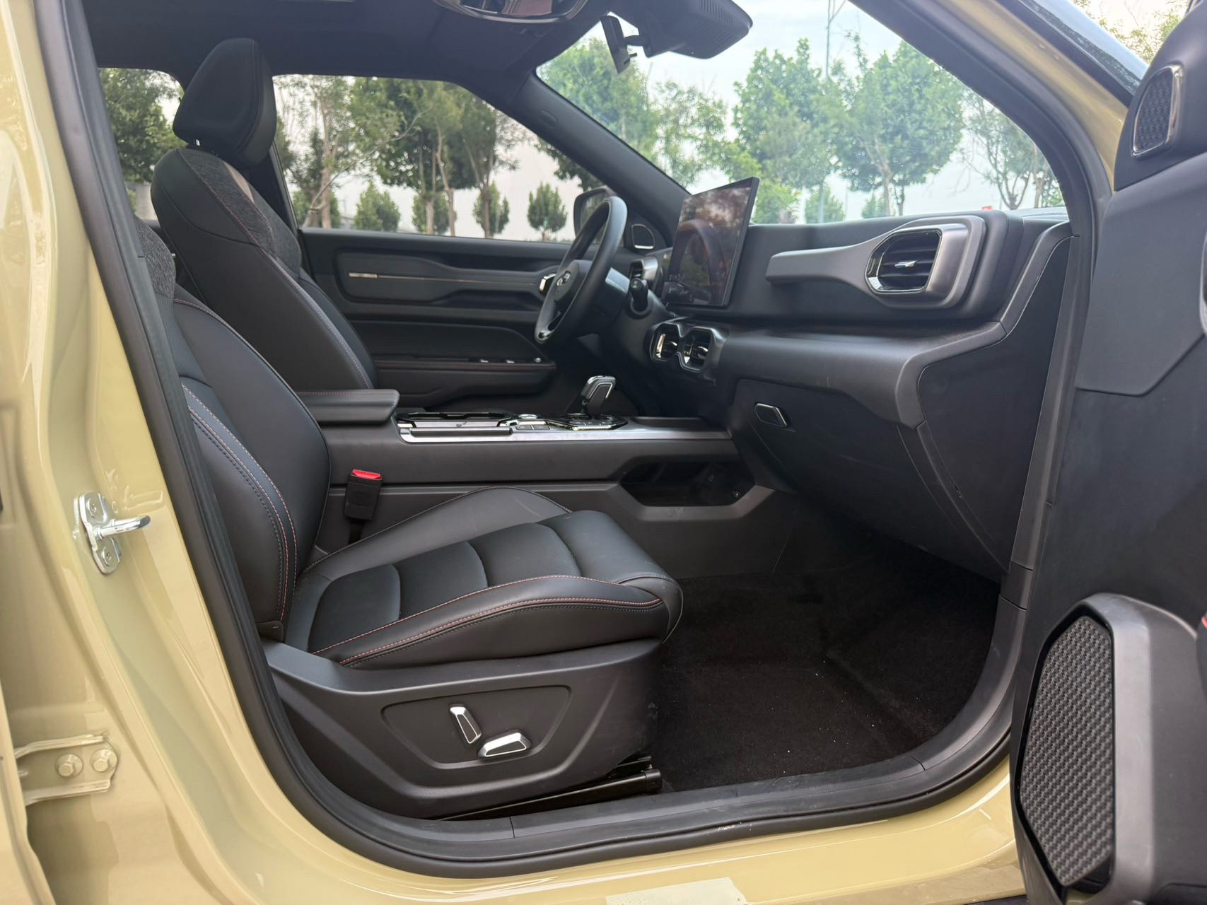 GEELY Cowboy 2024 car image #13