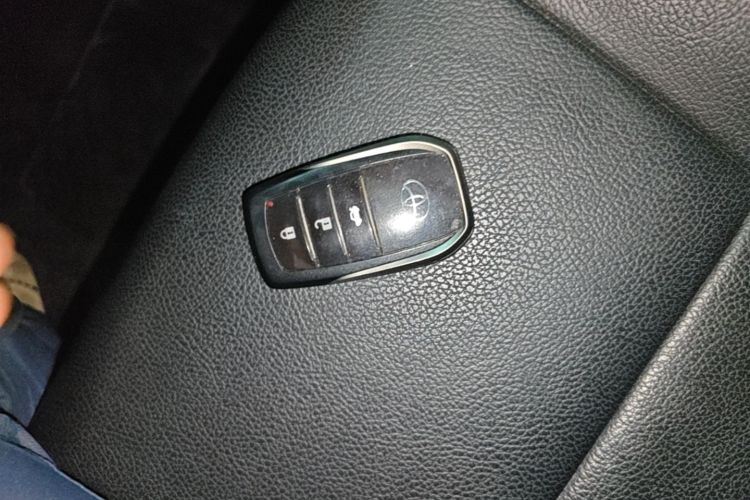 Toyota Corolla 2019 #9 Toyota Corolla 2019 car image #9
