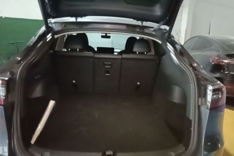 Tesla Model Y 2022 #19 Tesla Model Y 2022 car image #19