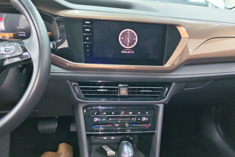 Volkswagen Tharu 2023 immagine di auto #13