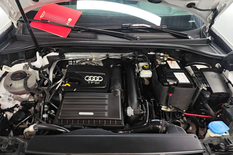 Audi Q3 2021 #20 Audi Q3 2021 car image #20