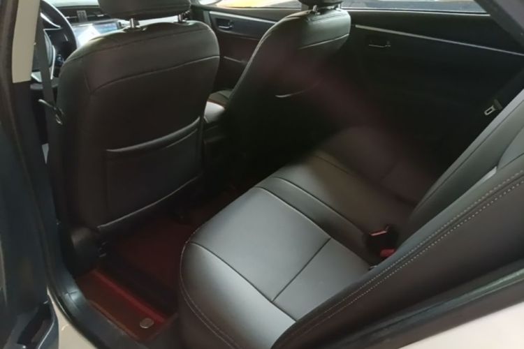 Toyota Corolla 2019 #17 Toyota Corolla 2019 car image #17