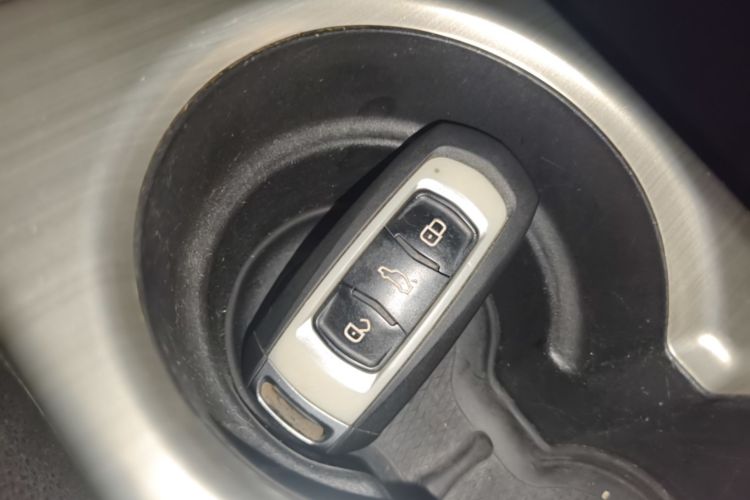 GEELY Emgrand GL 2017 car image #9