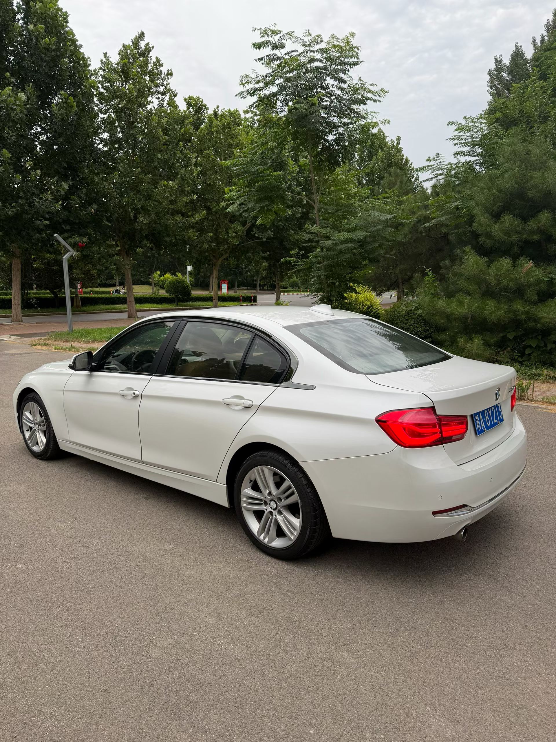 BMW 3 Series 2015 #9 BMW 3 Series 2015 car image #9