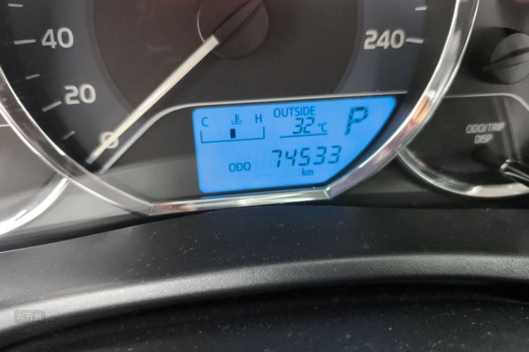 Toyota Corolla 2017 #14 Toyota Corolla 2017 car image #14
