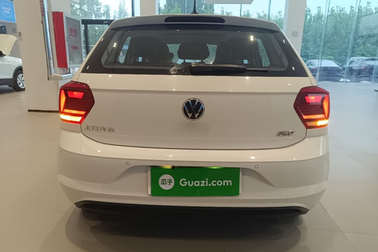 Volkswagen Polo 2021 car image #4