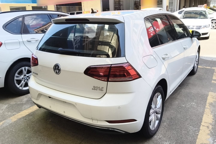 Volkswagen Golf 2019 #7 Volkswagen Golf 2019 car image #7