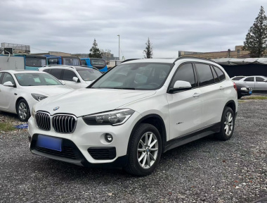 BMW X1 2017 BMW X1 2017 car image