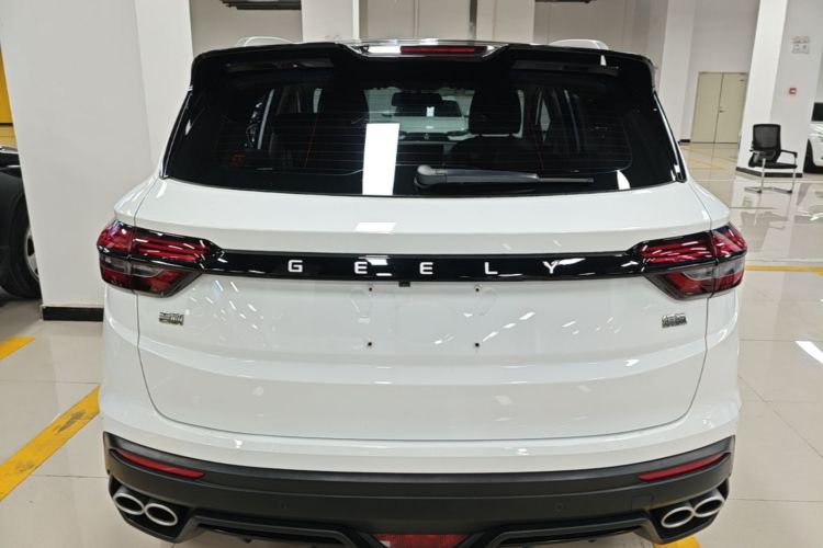 GEELY Coolray 2022 изображение автомобиля #6