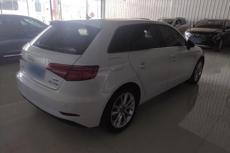 Audi A3 2018 immagine di auto #7