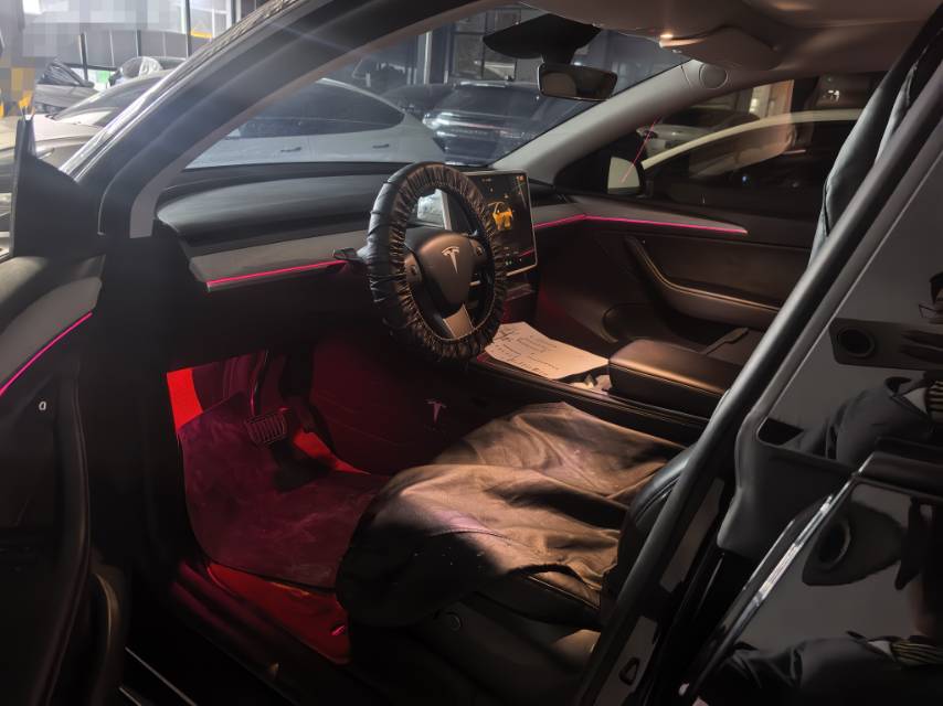 Tesla Model Y 2024 car image #5