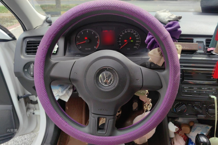 Volkswagen Santana 2016 car image #12