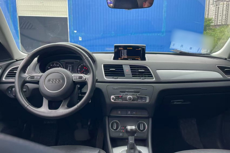 Audi Q3 2019 #9 Audi Q3 2019 car image #9