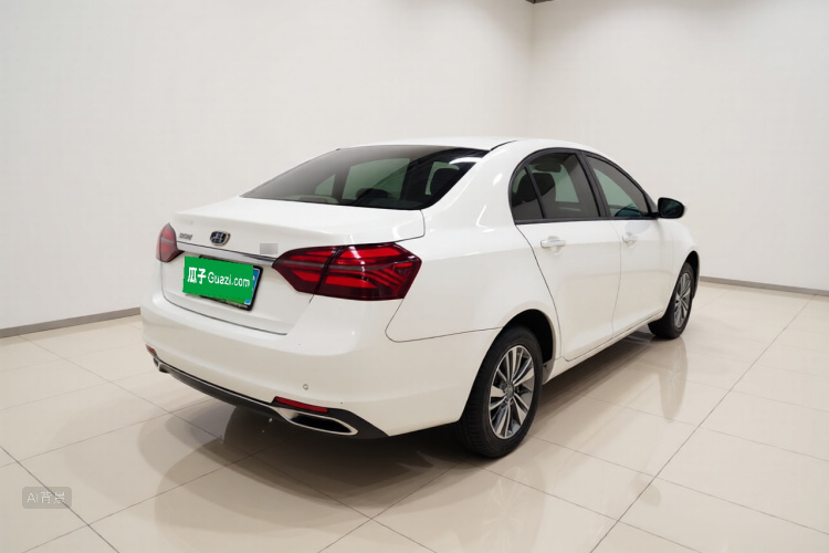 GEELY Emgrand 2018 car image #7