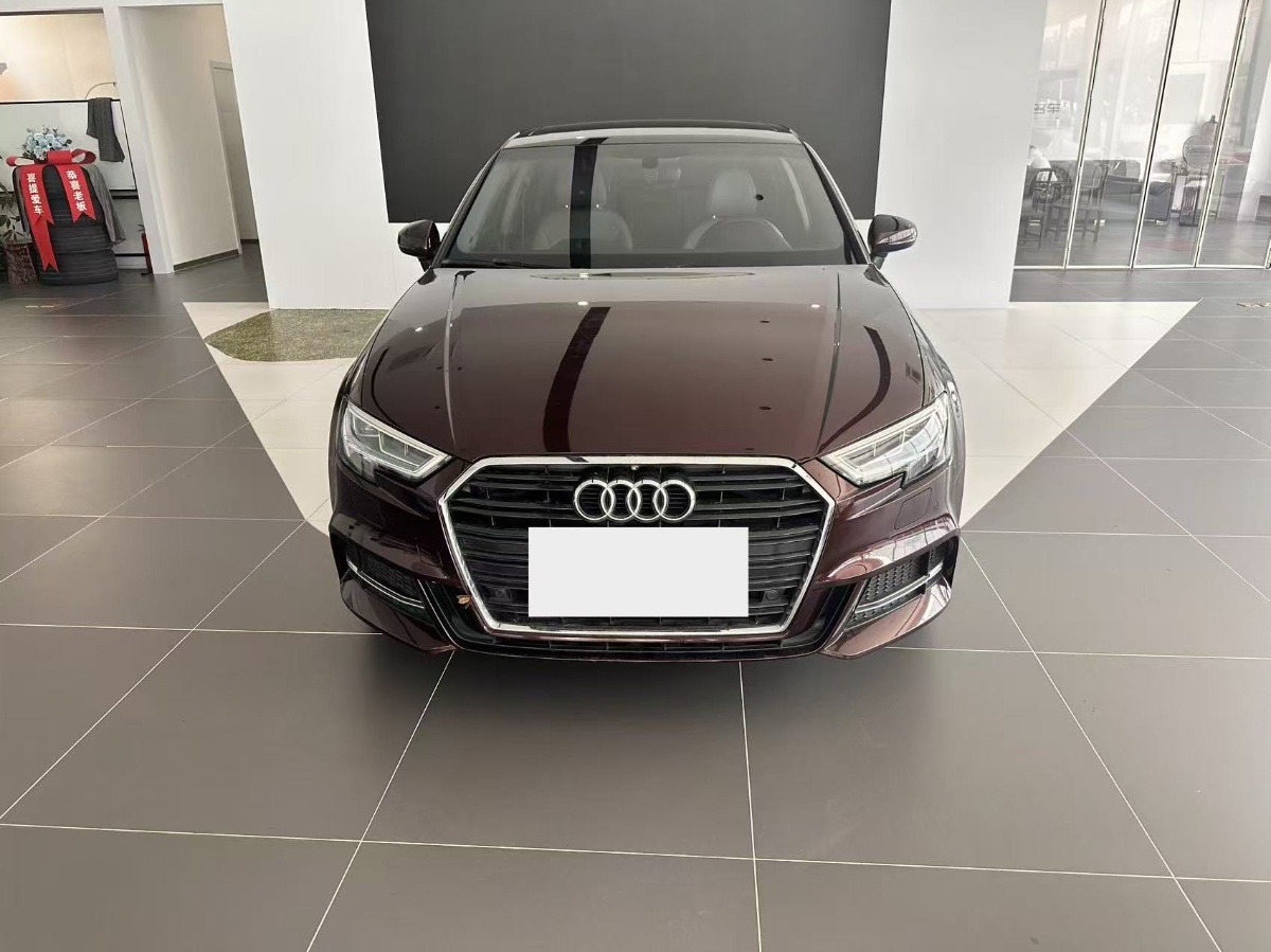 Audi A3 2019 car image #2