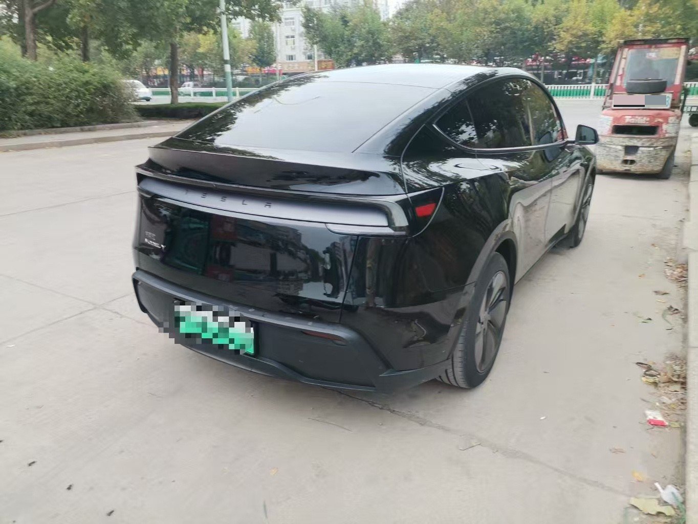 Tesla Model Y 2025 #7 Tesla Model Y 2025 image de voiture #7