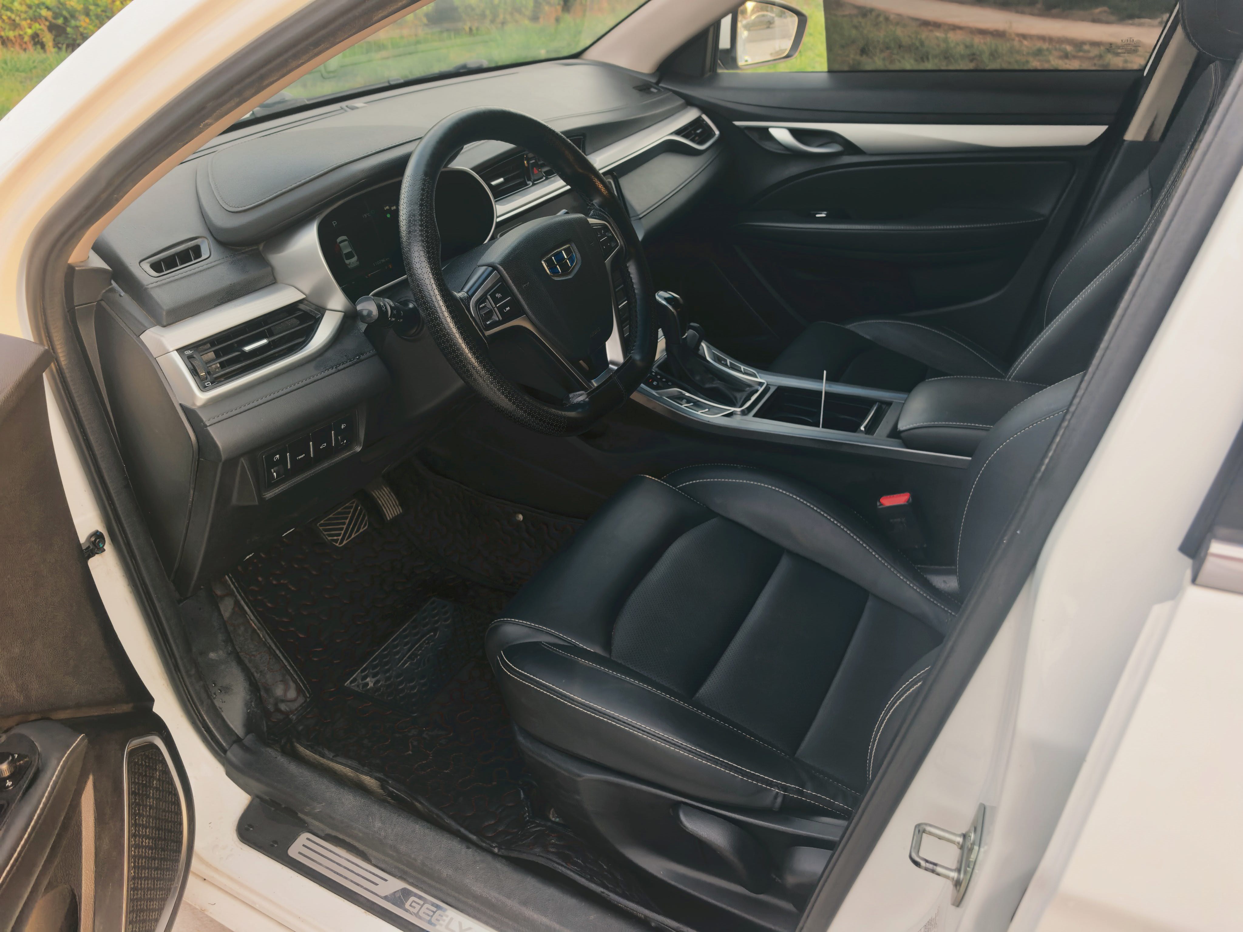 GEELY Emgrand 2018 #6 GEELY Emgrand 2018 car image #6