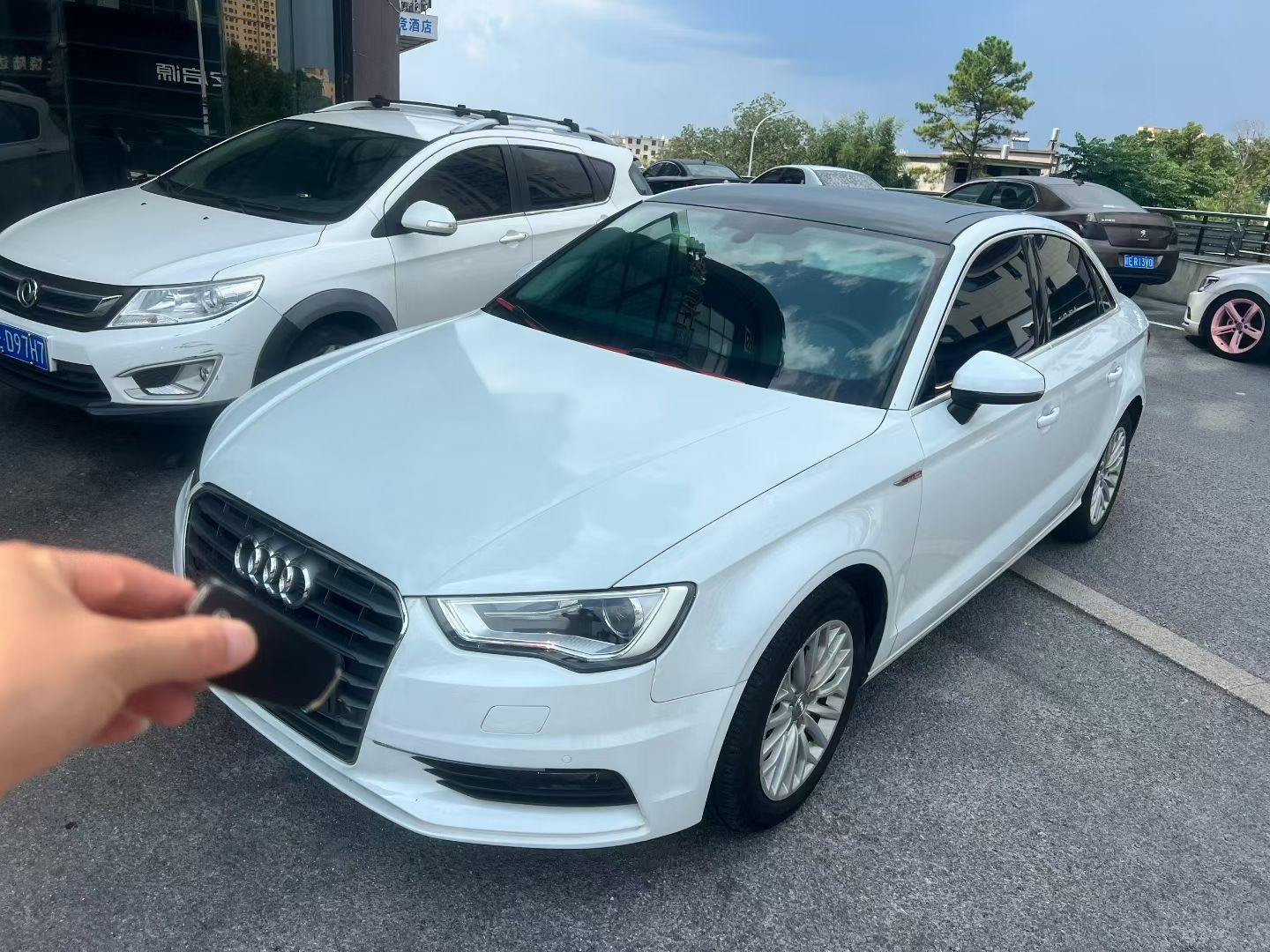 Audi A3 2017 car image 