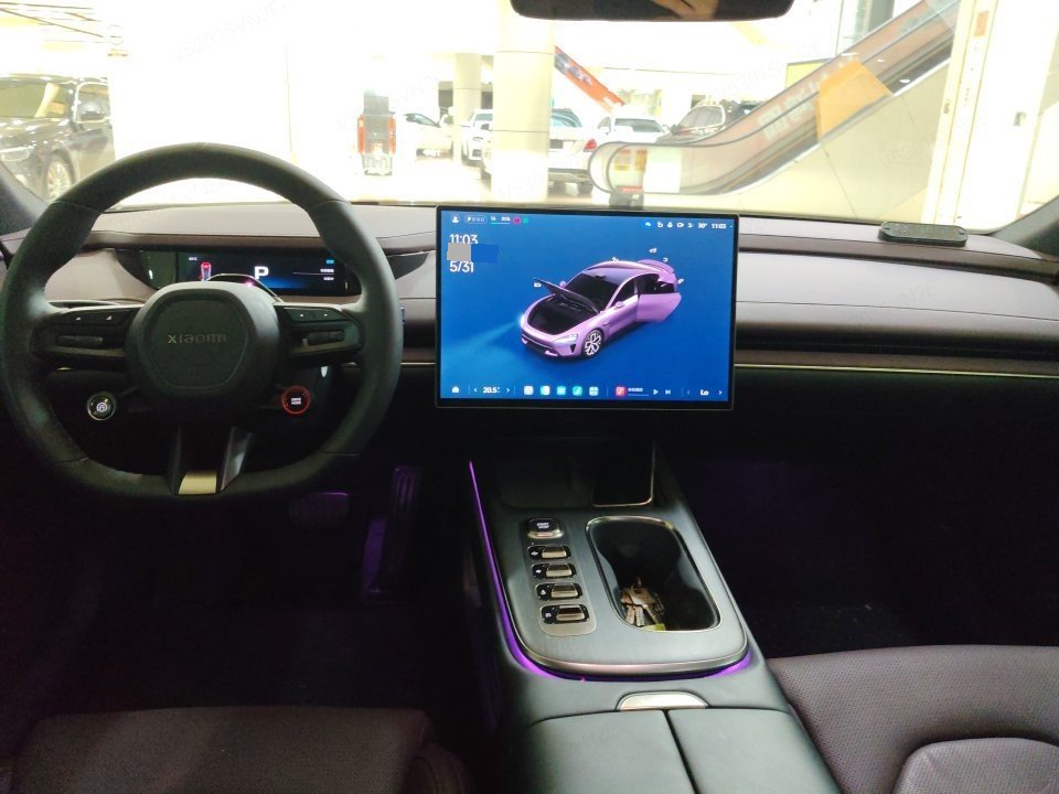 MI SU7 2024 imagen de coche #5