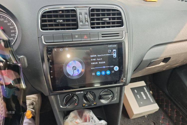 Volkswagen Polo 2016 car image #15
