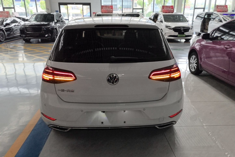 Volkswagen Golf 2018 #4 Volkswagen Golf 2018 car image #4
