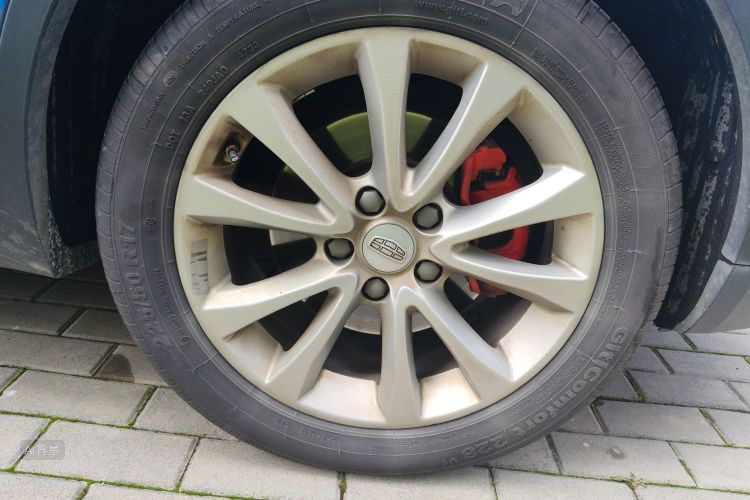 GEELY Emgrand GS 2017 car image #9