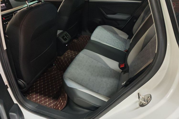 Volkswagen Lavida 2023 car image #17