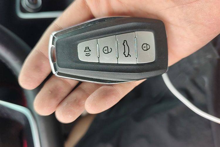 GEELY Binray 2020 imagem de carro #14