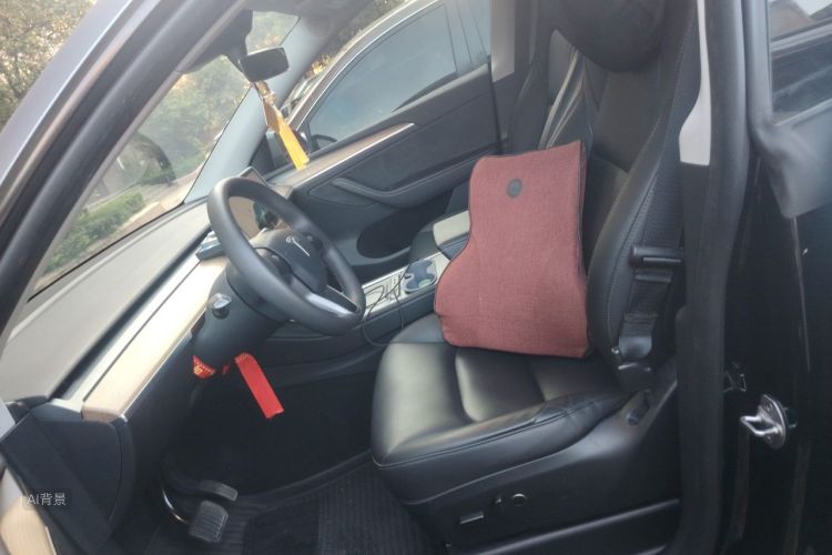 Tesla Model Y 2023 #17 Tesla Model Y 2023 car image #17
