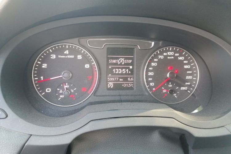 Audi Q3 2017 #12 Audi Q3 2017 car image #12