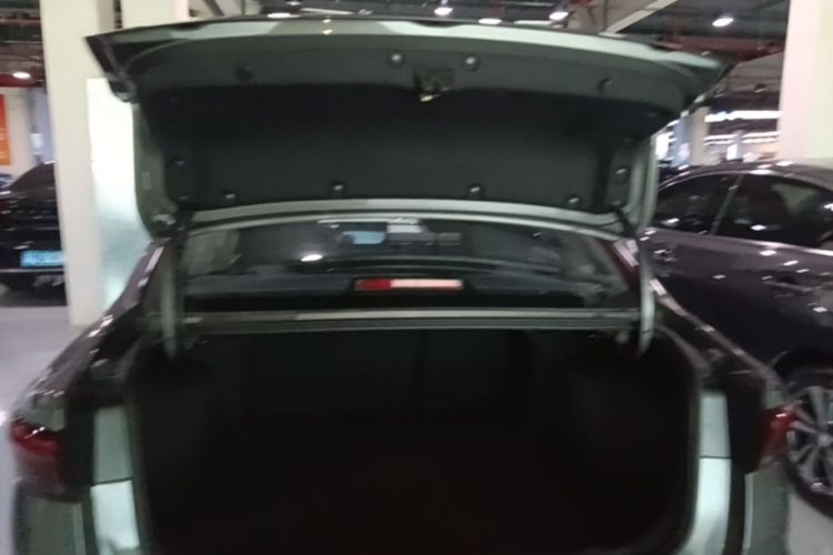 GEELY Emgrand 2025 car image #19
