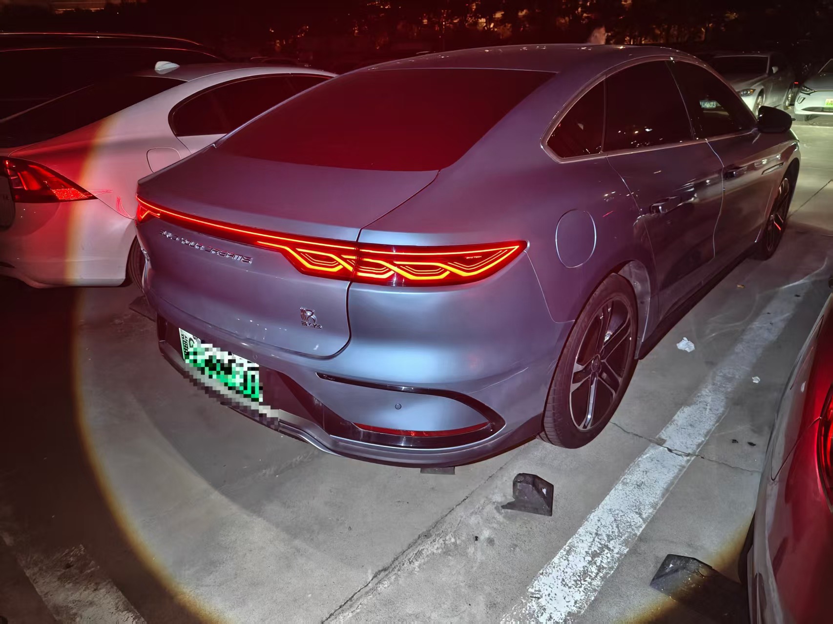 BYD Han 2023 car image #5