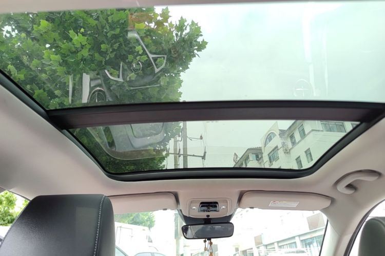 BYD Yuan New Energy 2020 car image #18