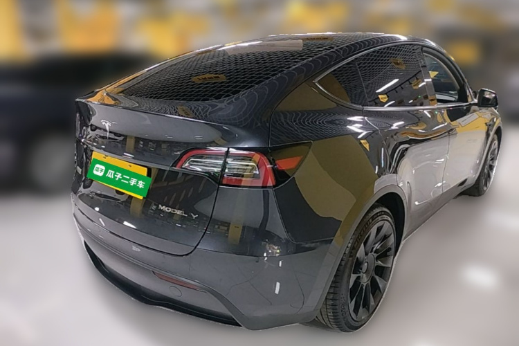 Tesla Model Y 2024 #7 Tesla Model Y 2024 car image #7