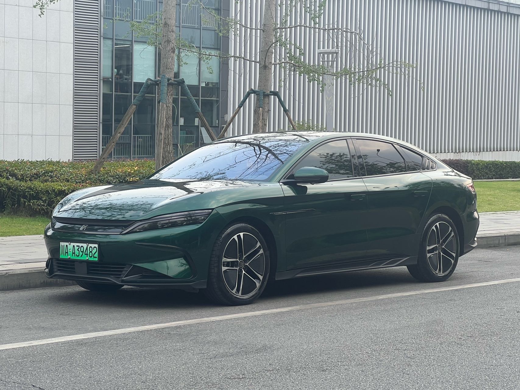 BYD Han 2023 BYD Han 2023 car image
