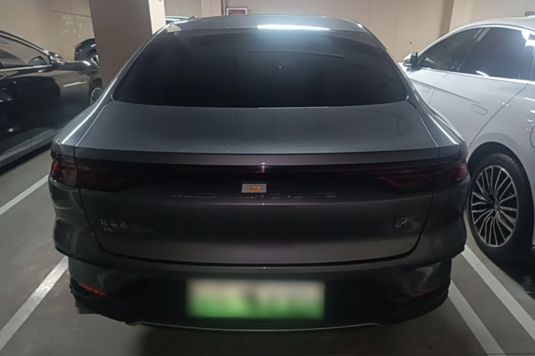 BYD Han 2023 car image #6